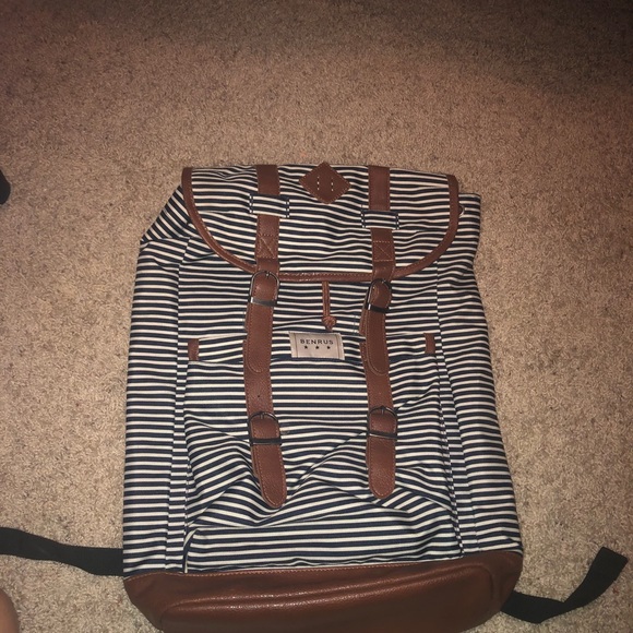 backpack - Picture 1 of 1
